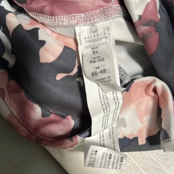 Balance collection Floral Patterned Capri leggings XL - Picture 5 of 5